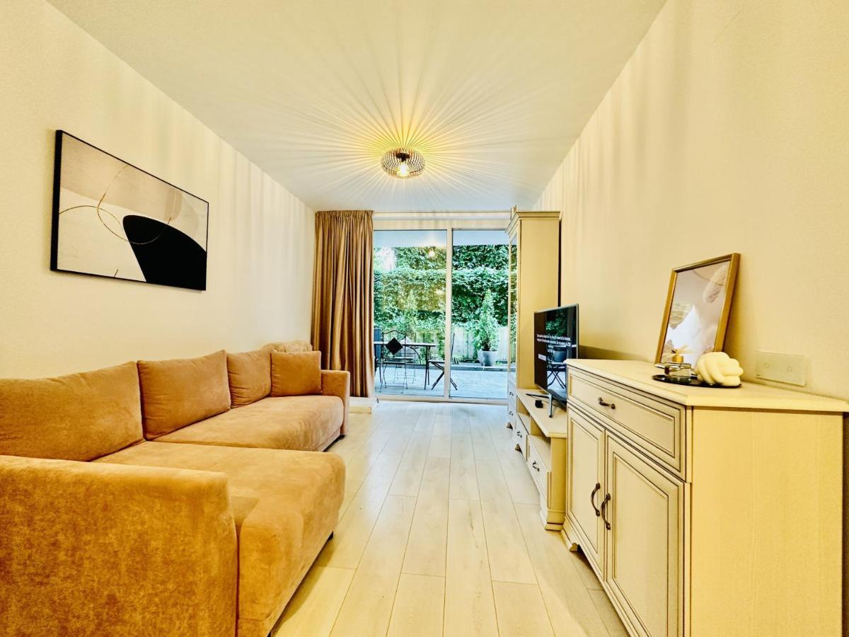 Palfi Apartment With Garden & Parking Cluj-Napoca Exterior foto
